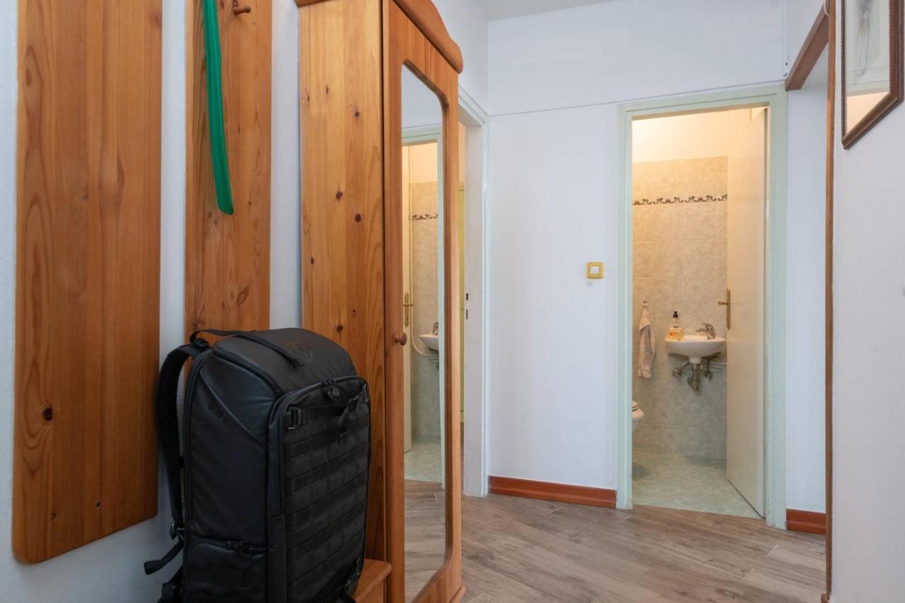 Apartment Josephine Ровин Екстериор снимка